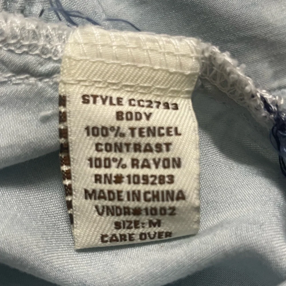 Vintage Light Blue Sleeveless Top - Picture 5 of 6